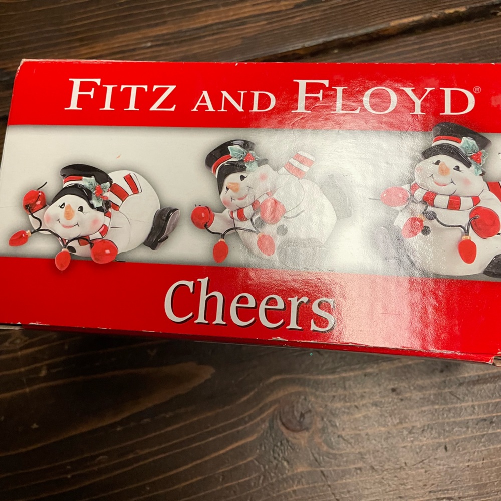 Fitz and Floyd “cheers” tumbler figurines